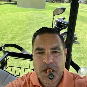 Meet your Posher, Gregory